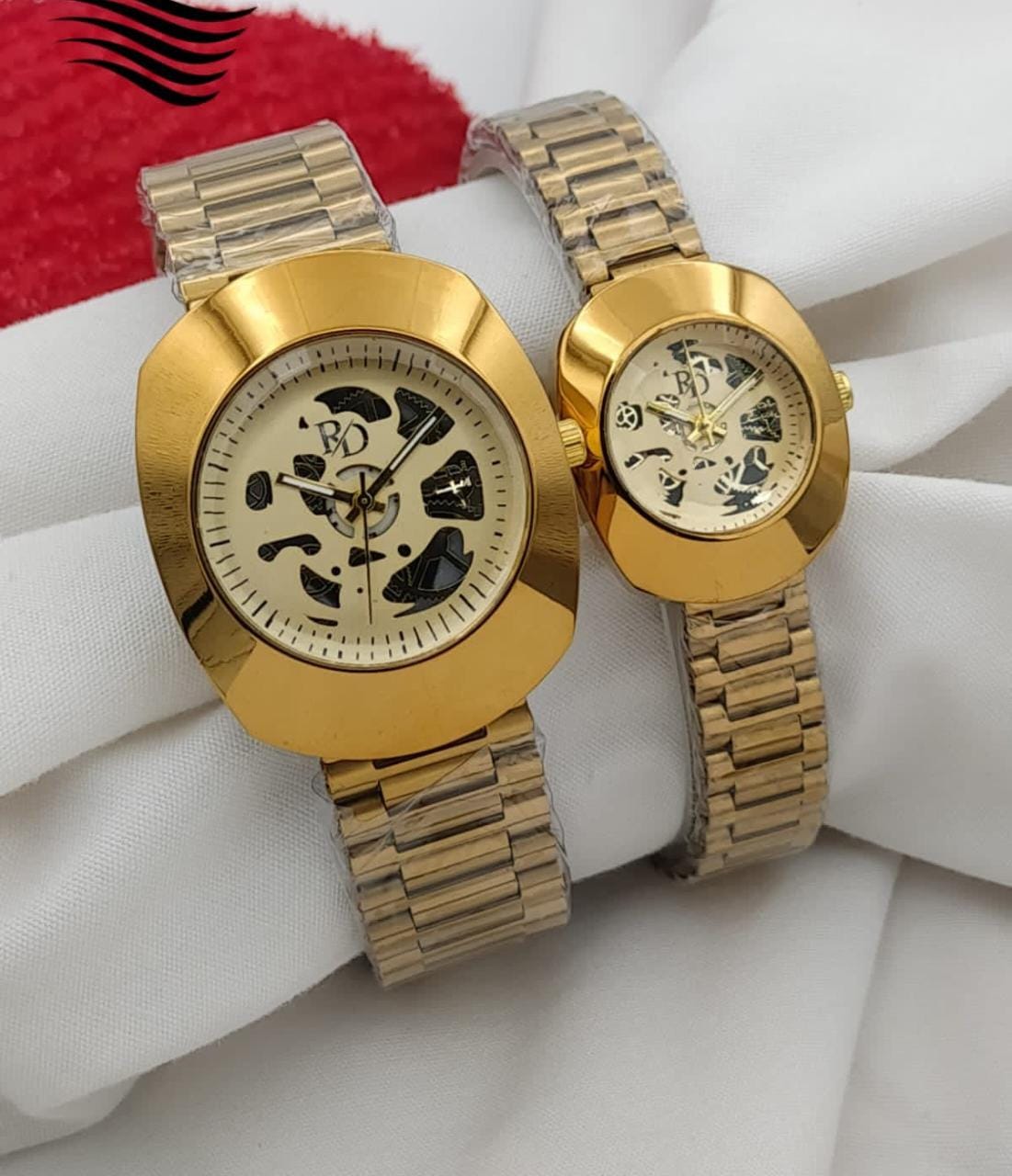 Couple watch new clearance design